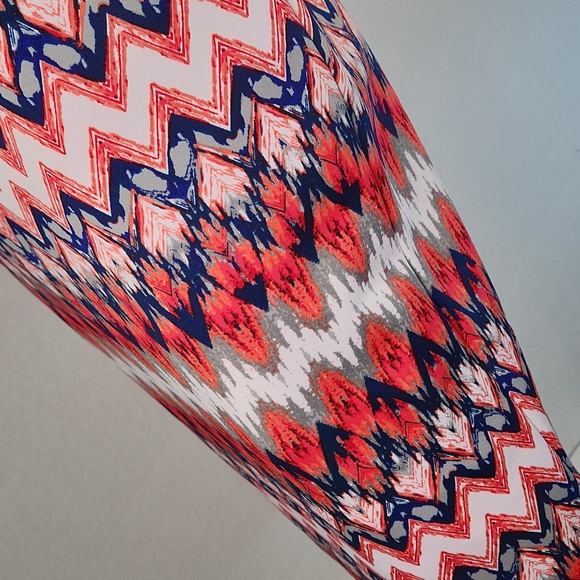 SEQUIN HEART Patterned Pencil Skirt Size L - Picture 7 of 14